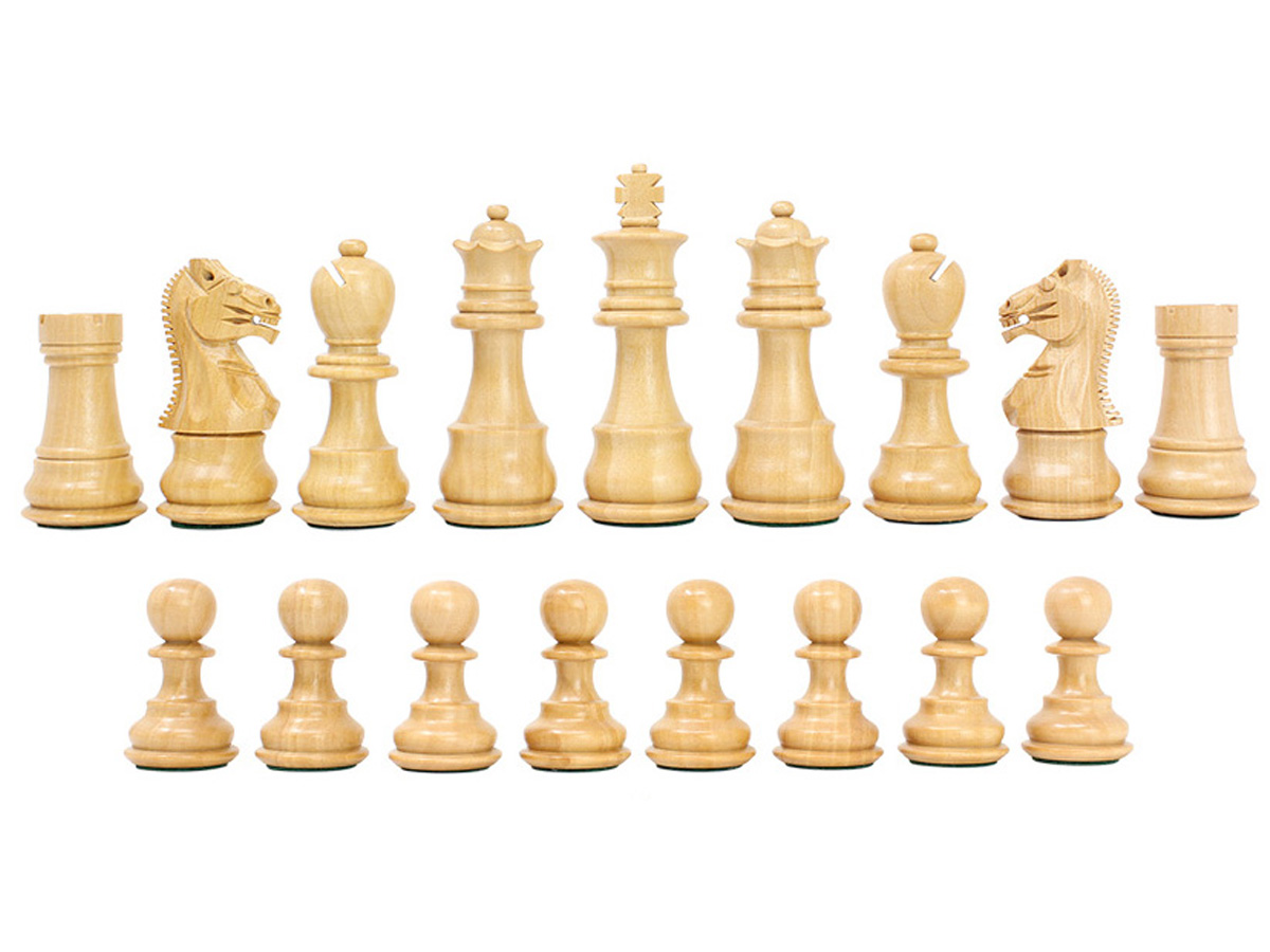 Beautiful Galaxy chess pieces with beveled bases.